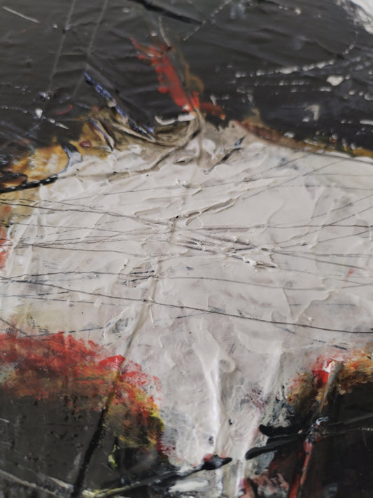 IL ROSSO CHE CUSTODISCE IL SILENZIO